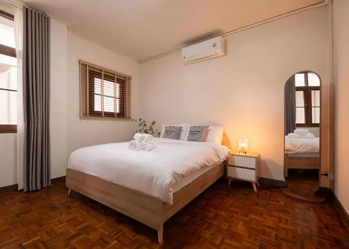 Apartment Thonglor|spacious 4br4ba, Fast-wifi, Netflix, Shop Bangkok